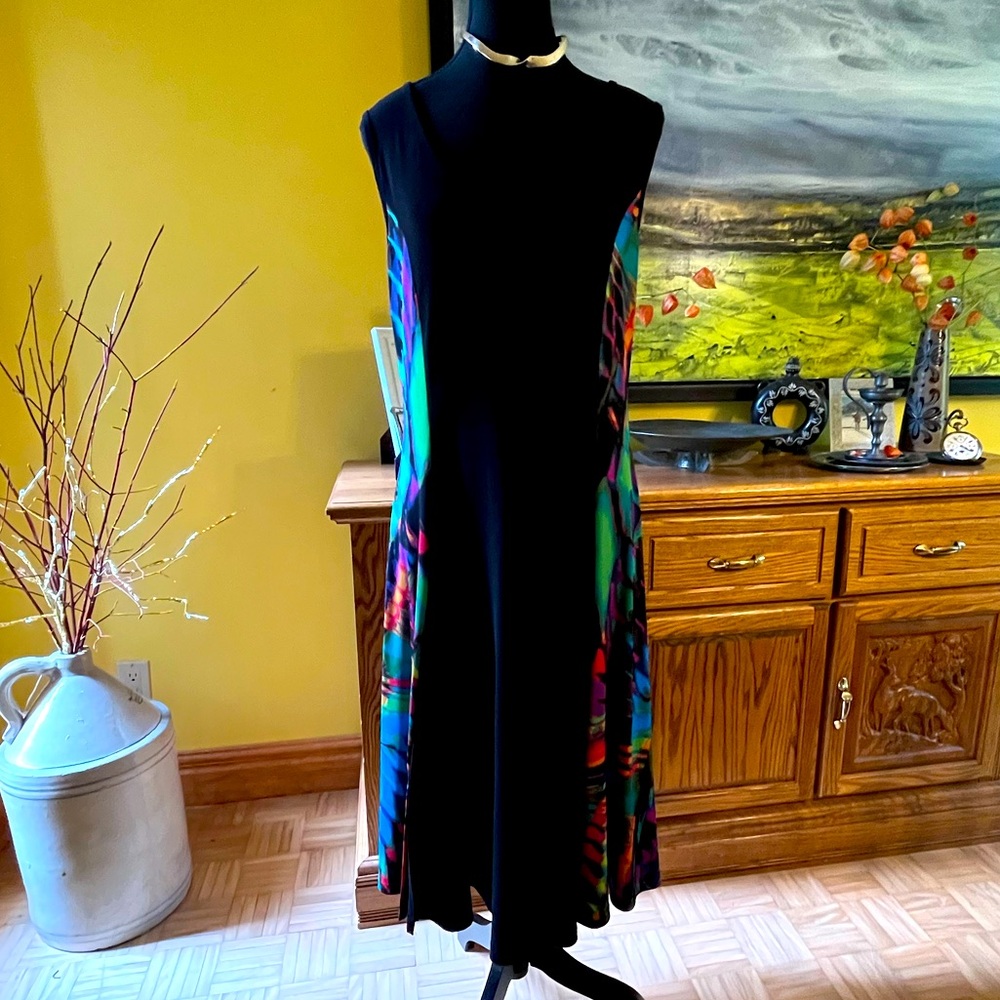 Lovely Summer Travel Midi Dress